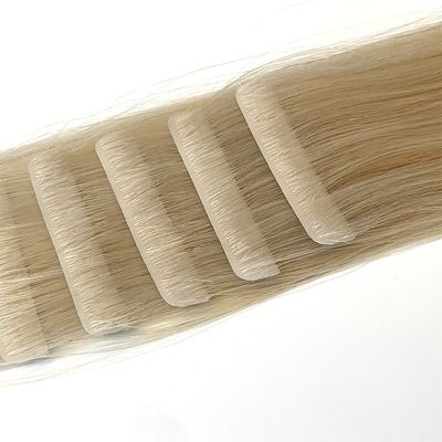 Onzichtbare naadloze band haar Russische huidhuid haar extensies Injecteerde band in het haar